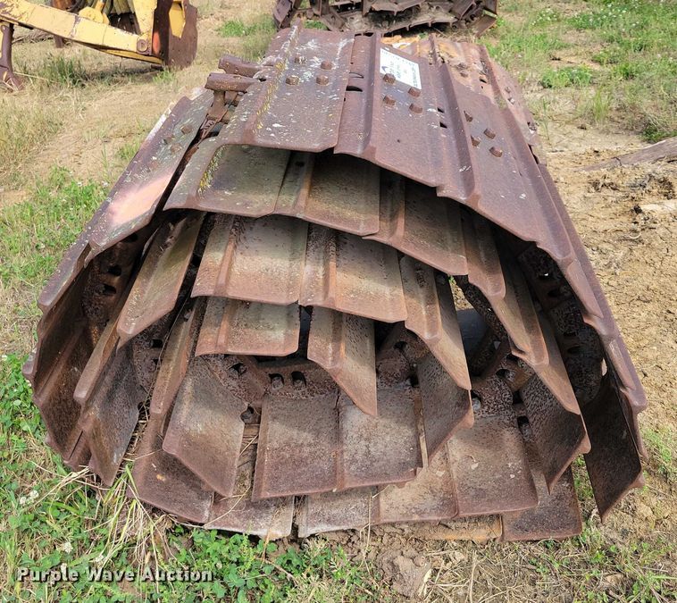 image for item EA2540 Dozer tracks