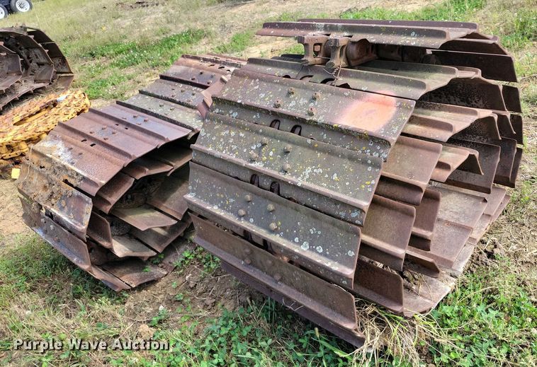 image for item EA2540 Dozer tracks