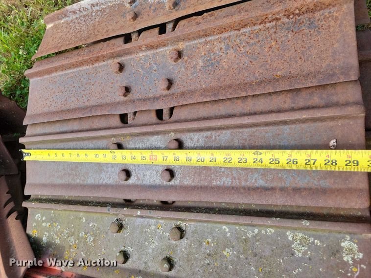 image for item EA2540 Dozer tracks