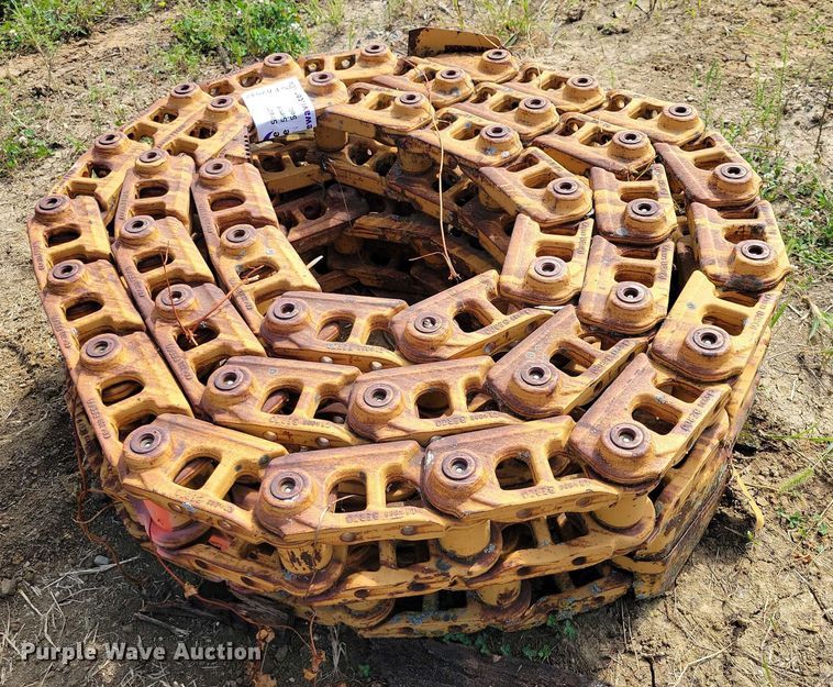 image for item EA2542 (2) Berco track chains