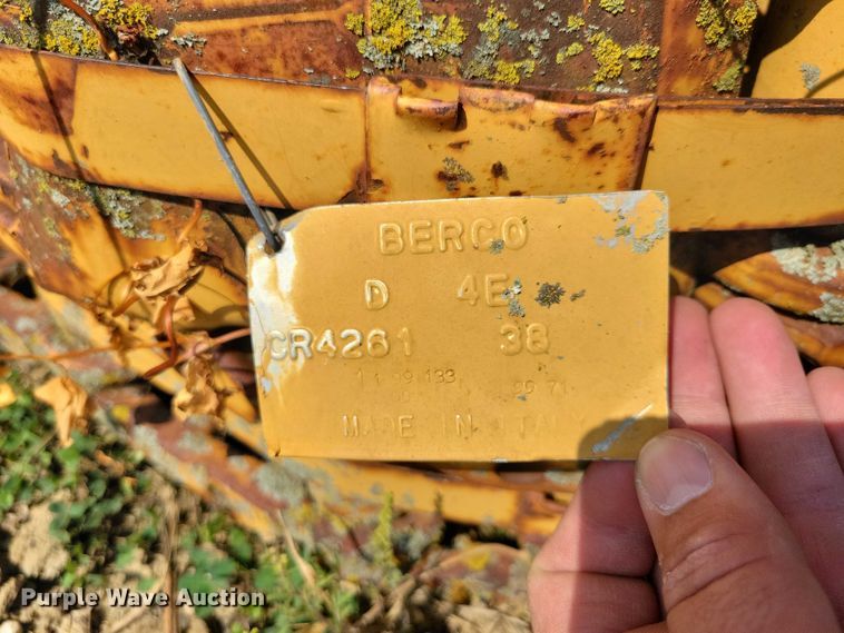 image for item EA2542 (2) Berco track chains