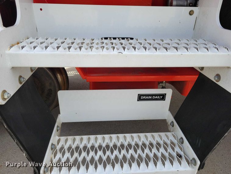 image for item EA2546 Shuttlewagon Navigator NVX6030 railcar mover