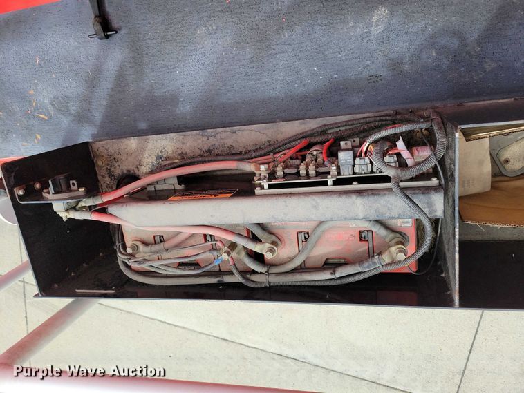 image for item EA2546 Shuttlewagon Navigator NVX6030 railcar mover