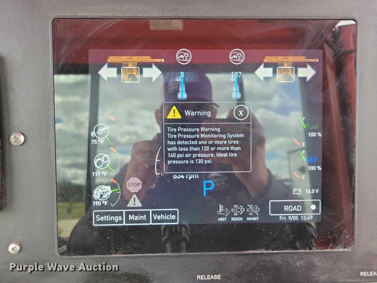 image for item EA2546 Shuttlewagon Navigator NVX6030 railcar mover