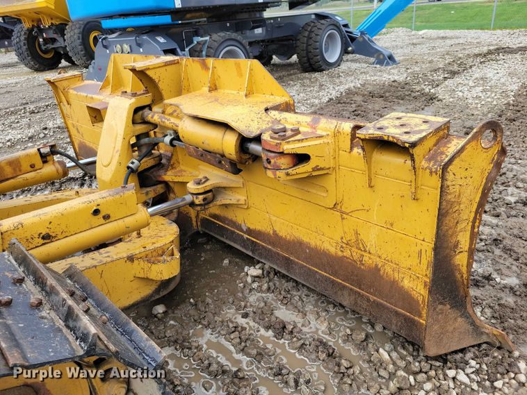 image for item EA2547 2010 Caterpillar D6N LGP dozer