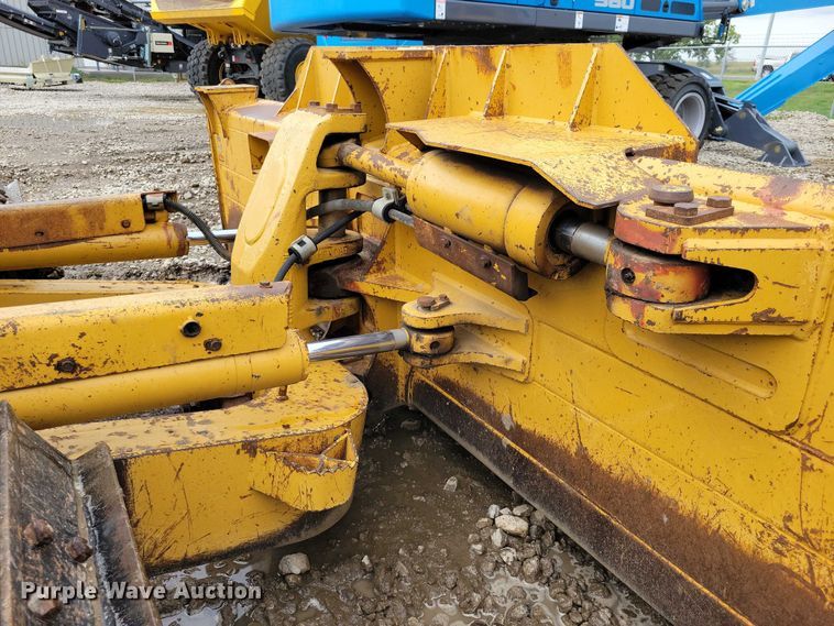 image for item EA2547 2010 Caterpillar D6N LGP dozer