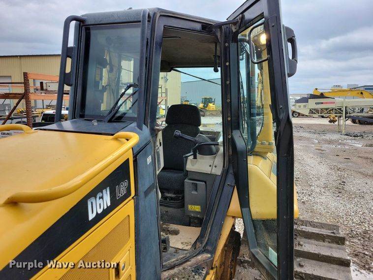 image for item EA2547 2010 Caterpillar D6N LGP dozer