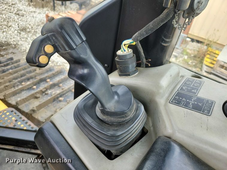 image for item EA2547 2010 Caterpillar D6N LGP dozer