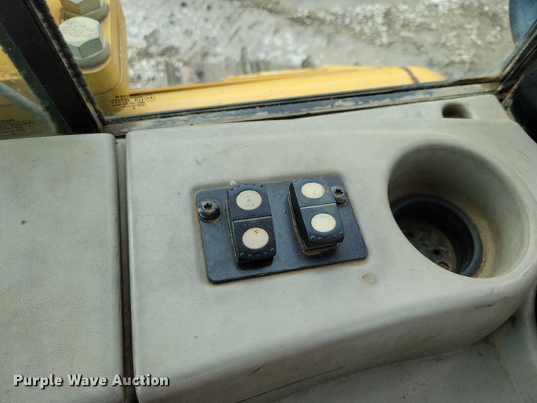 image for item EA2547 2010 Caterpillar D6N LGP dozer