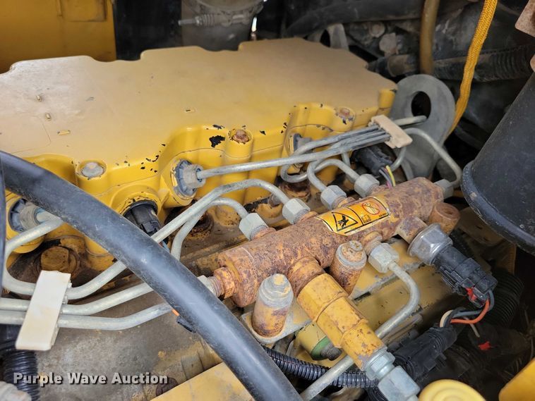 image for item EA2547 2010 Caterpillar D6N LGP dozer