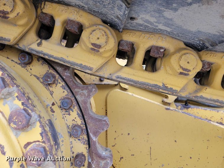 image for item EA2547 2010 Caterpillar D6N LGP dozer