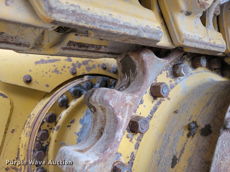 image for item EA2547 2010 Caterpillar D6N LGP dozer