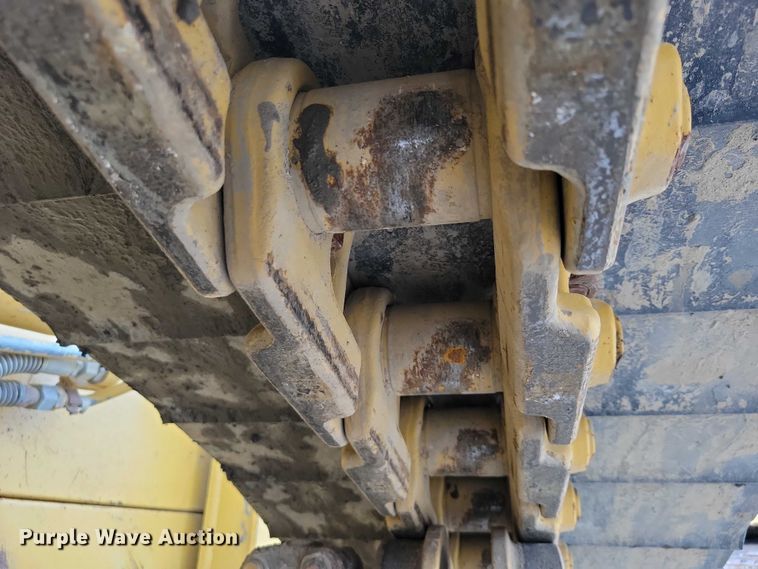 image for item EA2547 2010 Caterpillar D6N LGP dozer