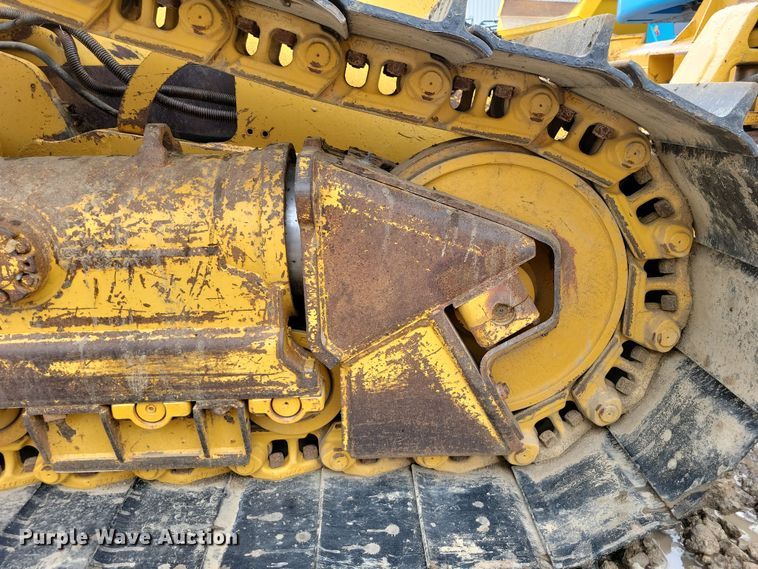 image for item EA2547 2010 Caterpillar D6N LGP dozer