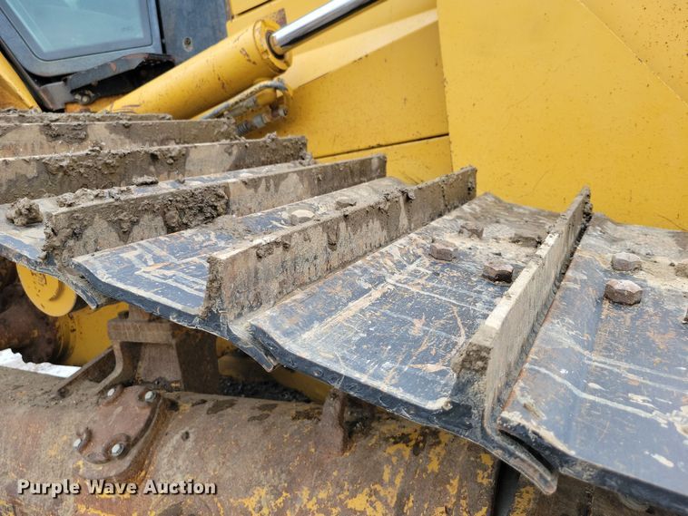 image for item EA2547 2010 Caterpillar D6N LGP dozer