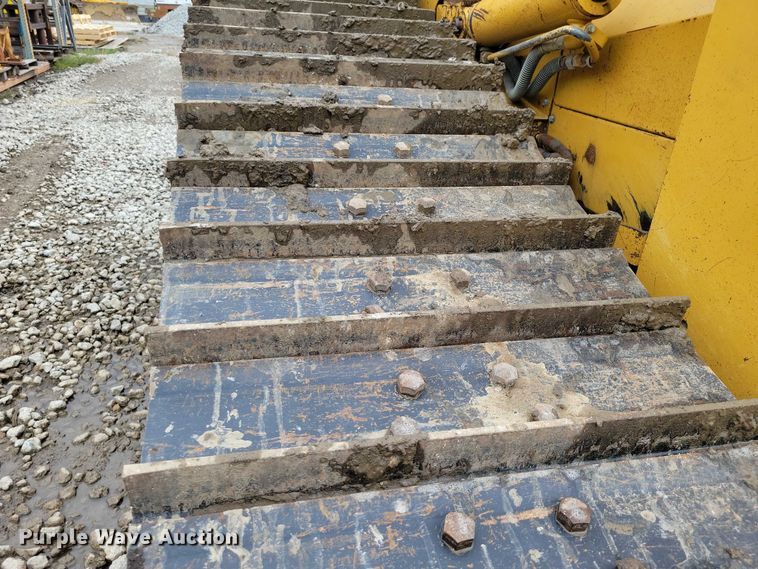 image for item EA2547 2010 Caterpillar D6N LGP dozer