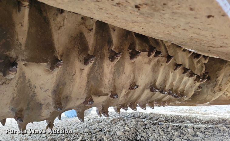 image for item EA2548 1992 Caterpillar RR-250 soil stabilizer