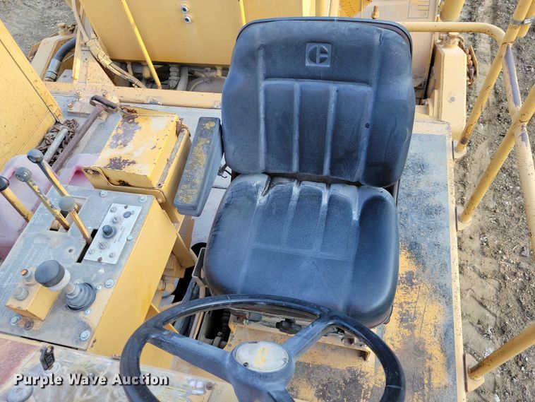 image for item EA2548 1992 Caterpillar RR-250 soil stabilizer