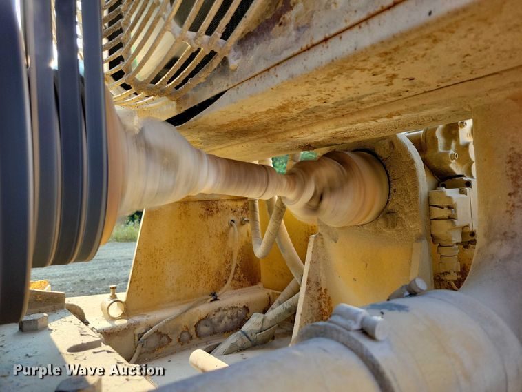 image for item EA2548 1992 Caterpillar RR-250 soil stabilizer