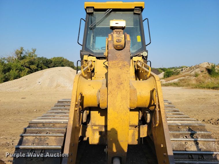 image for item EA2549 2005 Caterpillar 963C track loader