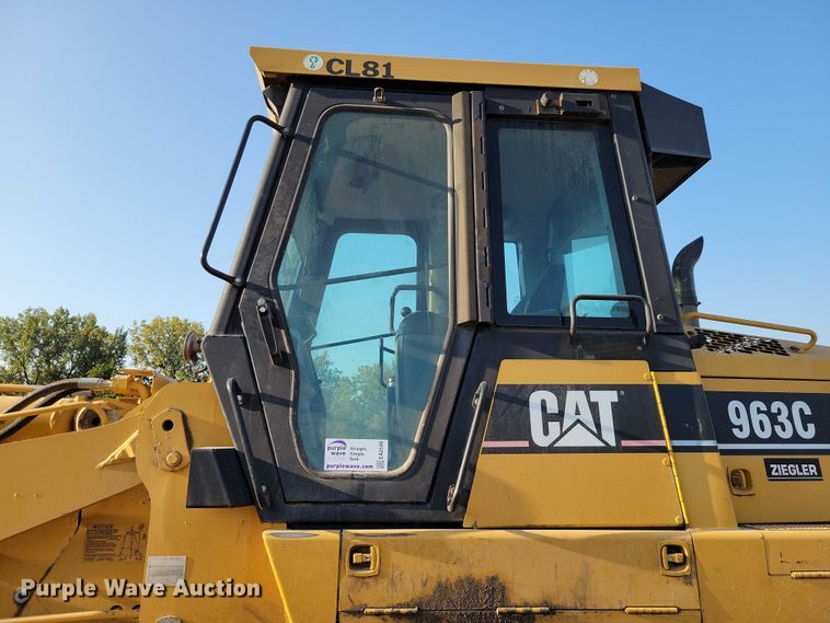 image for item EA2549 2005 Caterpillar 963C track loader