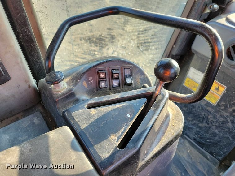 image for item EA2549 2005 Caterpillar 963C track loader