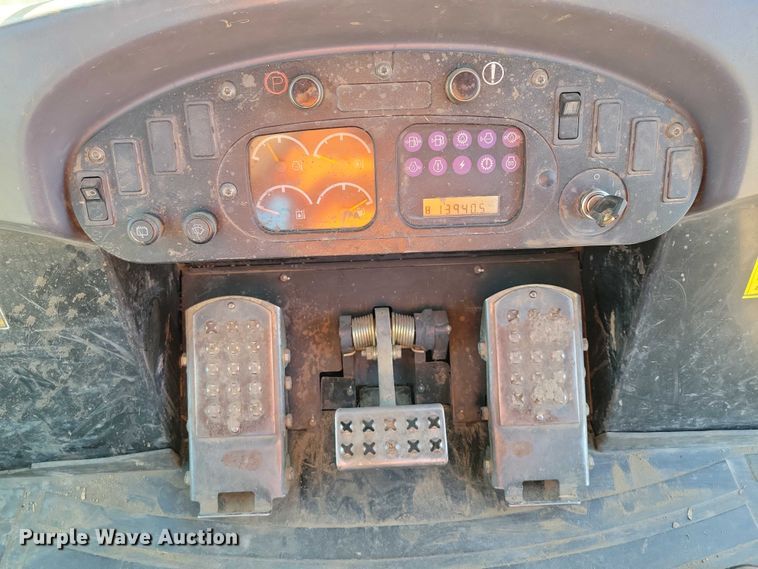 image for item EA2549 2005 Caterpillar 963C track loader