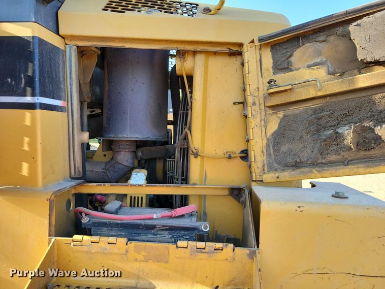 image for item EA2549 2005 Caterpillar 963C track loader