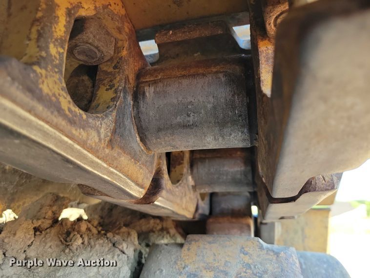 image for item EA2549 2005 Caterpillar 963C track loader