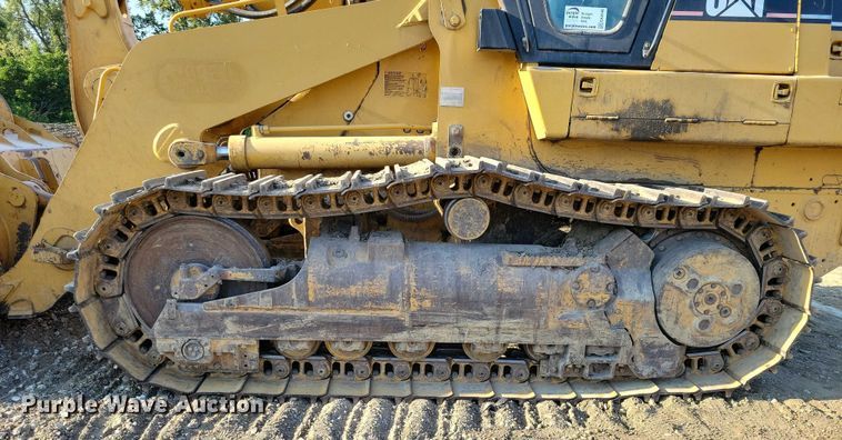 image for item EA2549 2005 Caterpillar 963C track loader