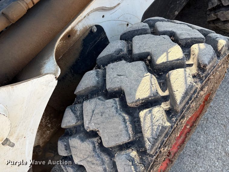 image for item EA7471 2012 Bobcat S630 skid steer loader