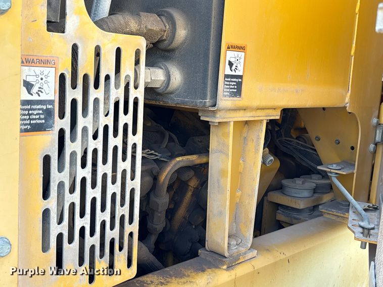 image for item EA7474 2003 John Deere 672CH motor grader