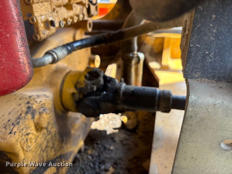 image for item EA7475 2013 John Deere 524K wheel loader