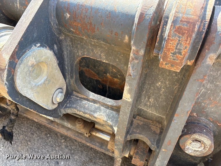 image for item EA7475 2013 John Deere 524K wheel loader