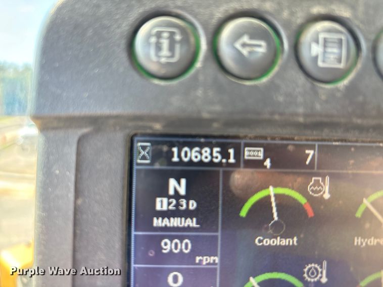 image for item EA7475 2013 John Deere 524K wheel loader