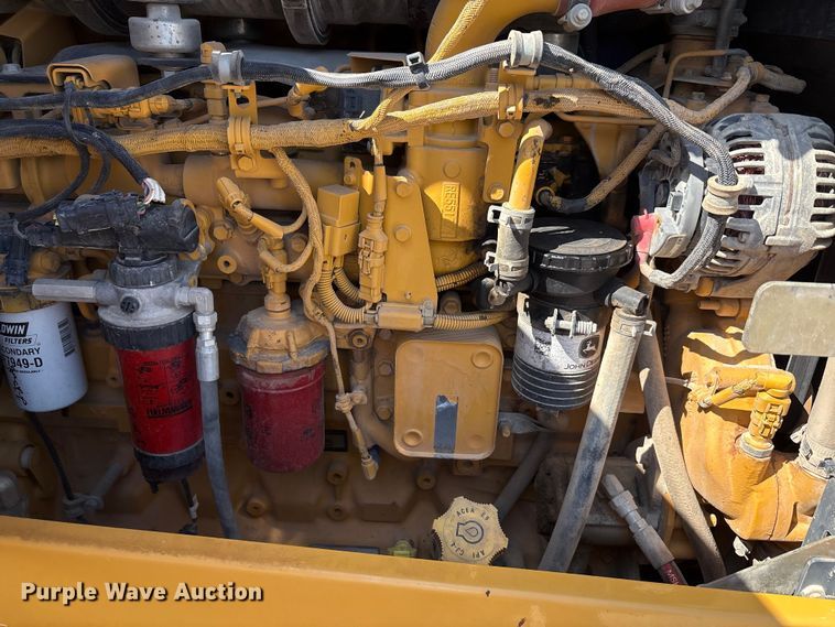 image for item EA7475 2013 John Deere 524K wheel loader