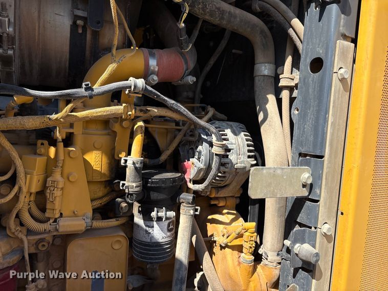 image for item EA7475 2013 John Deere 524K wheel loader