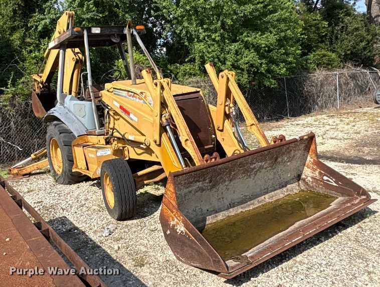 image for item EA7477 1997 Case 580L backhoe