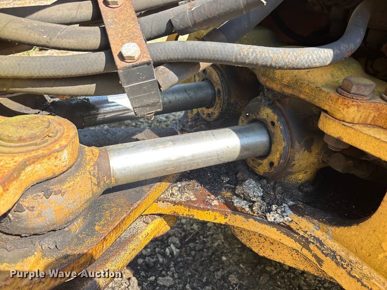 image for item EA7477 1997 Case 580L backhoe