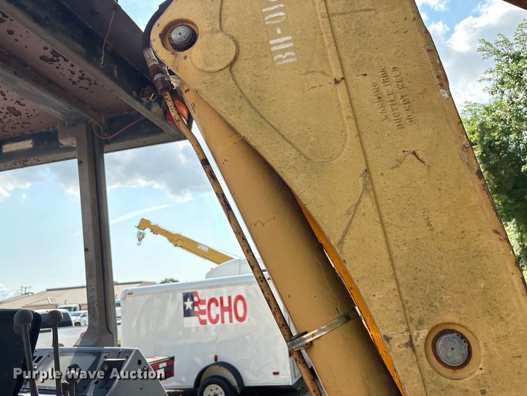 image for item EA7477 1997 Case 580L backhoe