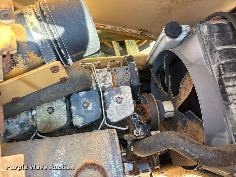 image for item EA7477 1997 Case 580L backhoe