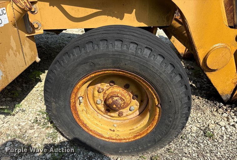 image for item EA7477 1997 Case 580L backhoe