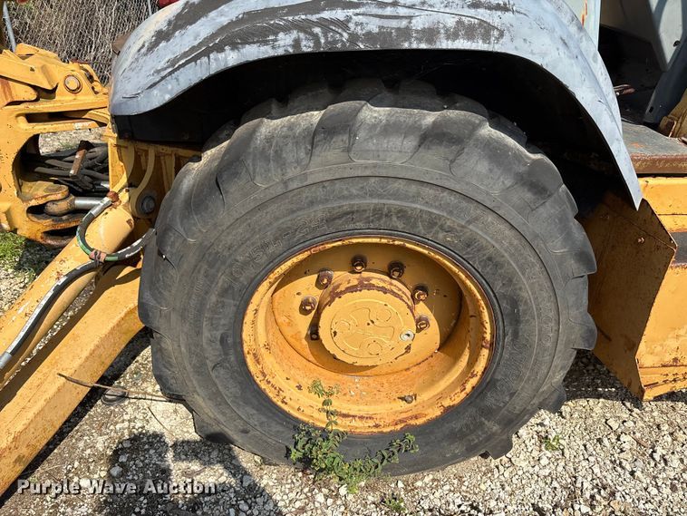 image for item EA7477 1997 Case 580L backhoe