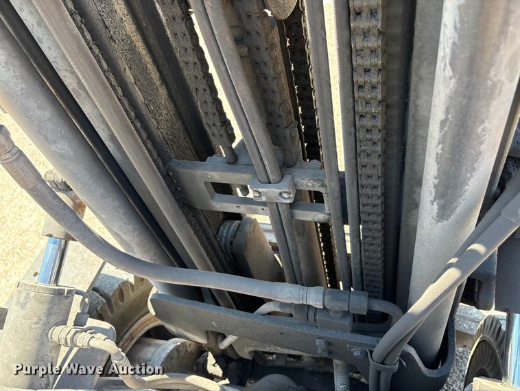 image for item EA7486 Daewoo G25E-3 forklift