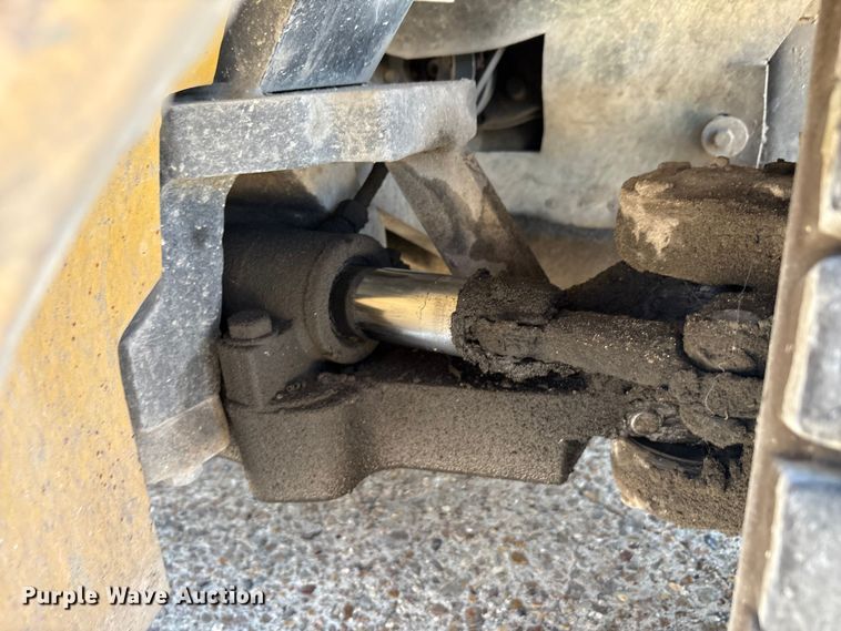 image for item EA7486 Daewoo G25E-3 forklift