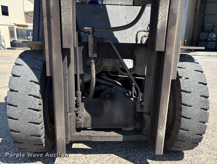 image for item EA7486 Daewoo G25E-3 forklift