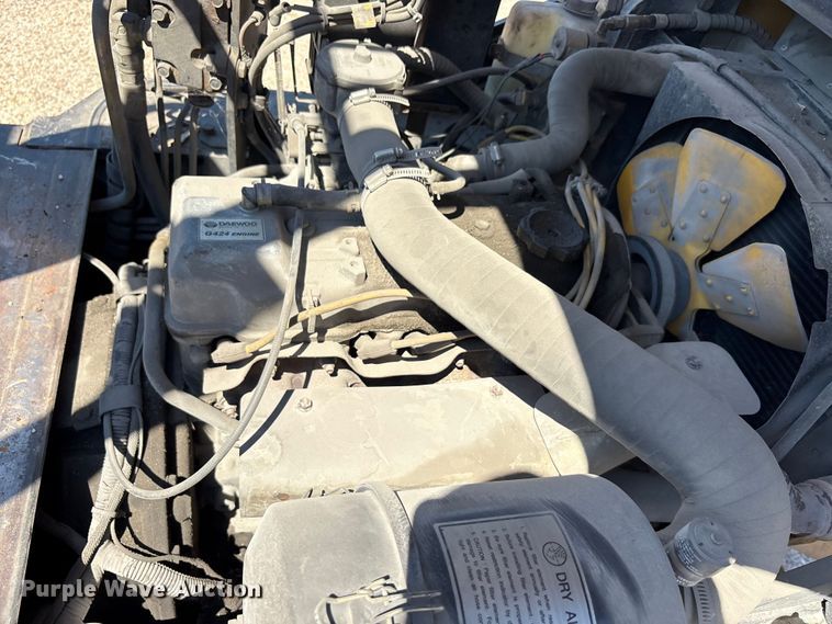 image for item EA7486 Daewoo G25E-3 forklift