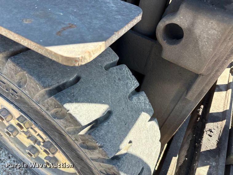 image for item EA7486 Daewoo G25E-3 forklift