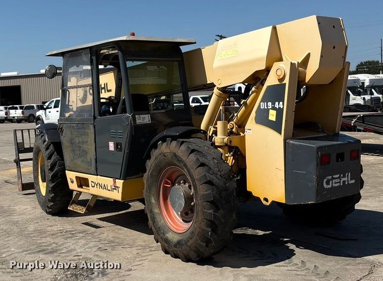 image for item EA7487 Gehl DL944H telehandler