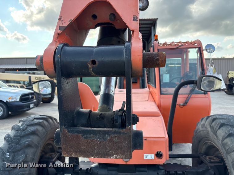 image for item EA7488 2008 JLG Skytrak 8042 telehandler